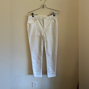 New with tags Chico's girlfriend white jean size 00 or 2-4